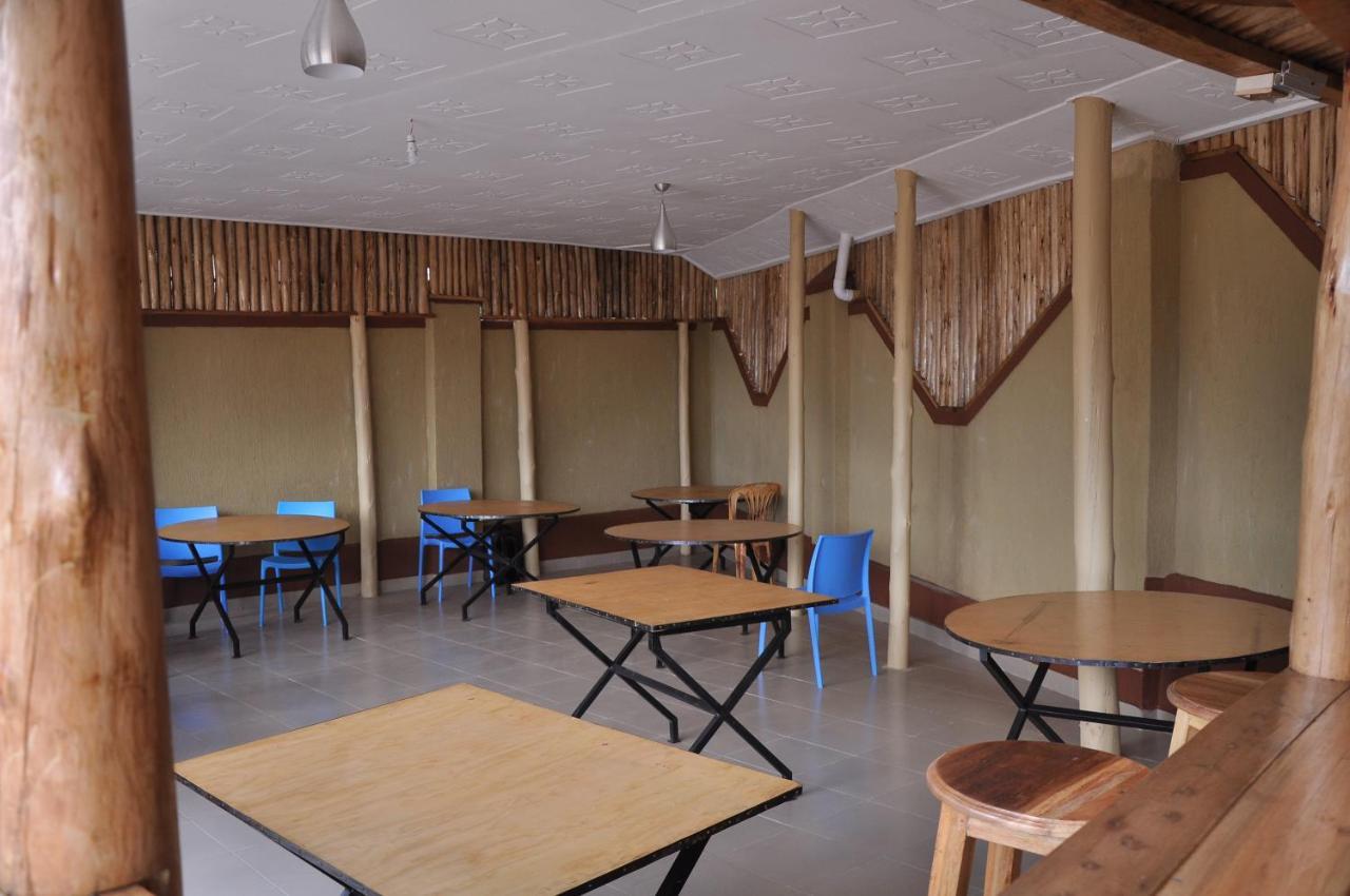 Golden View Hotel Ibanda Εξωτερικό φωτογραφία
