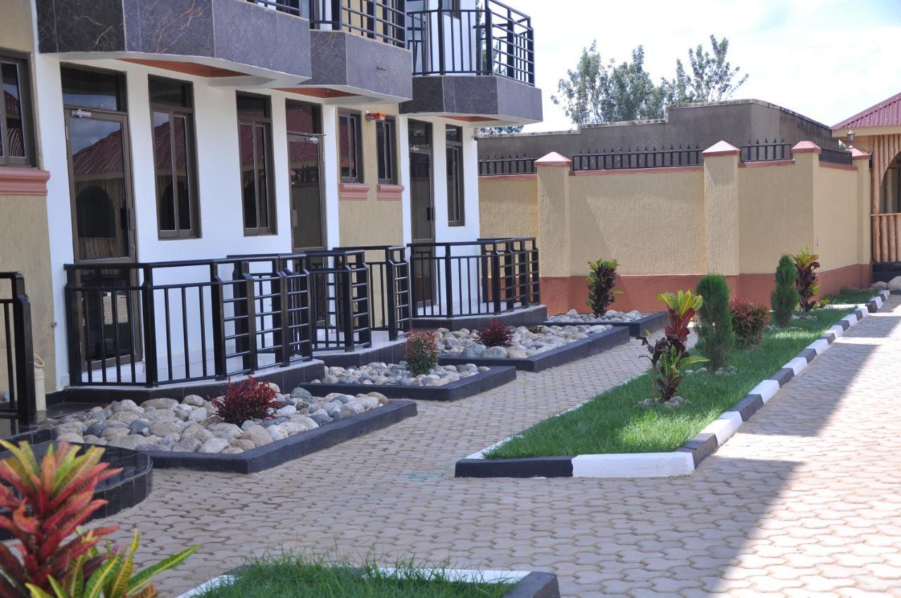 Golden View Hotel Ibanda Εξωτερικό φωτογραφία